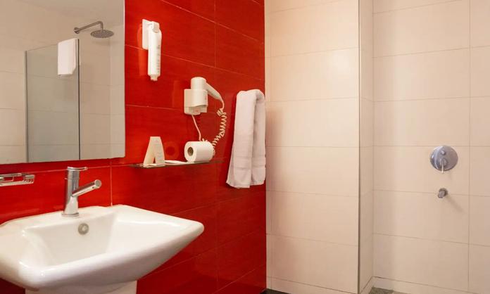 Deluxe Triple Room Regency Way Montevideo Montevideo Deluxe Triple Room Regency Way Montevideo Montevideo